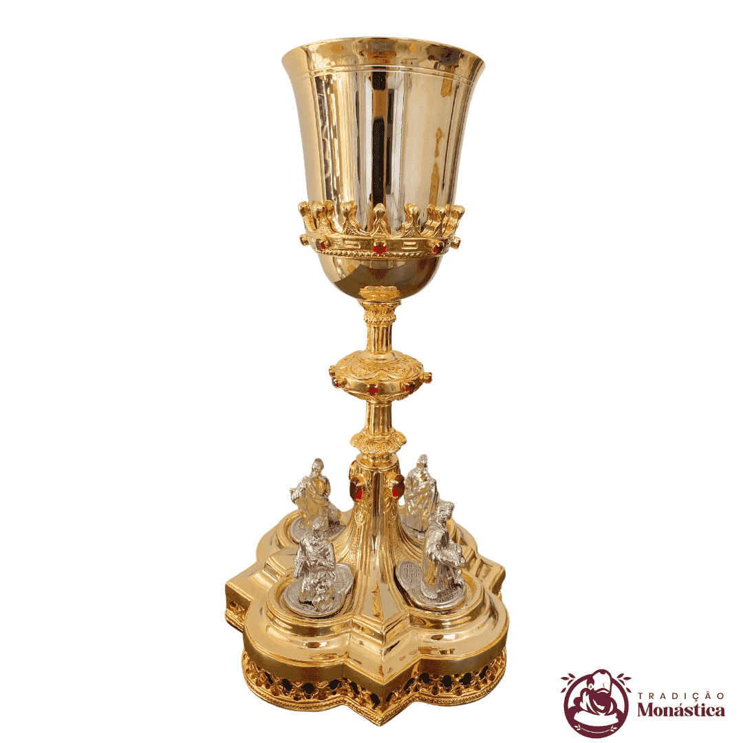Cálice Gótico Banhado em Ouro - Detalhes dos Evangelistas 