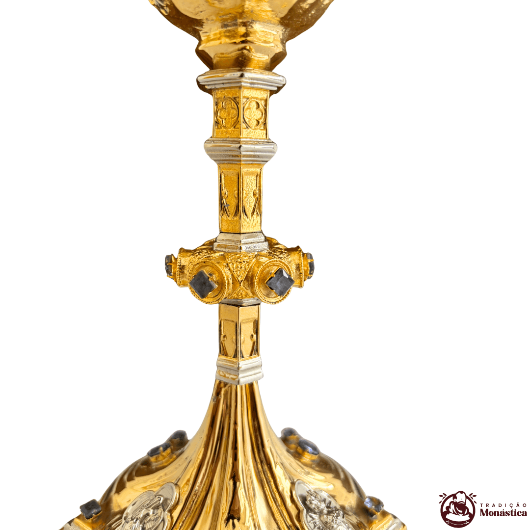 Cálice do Sacrifício Redentor – Banhado em Ouro - 2