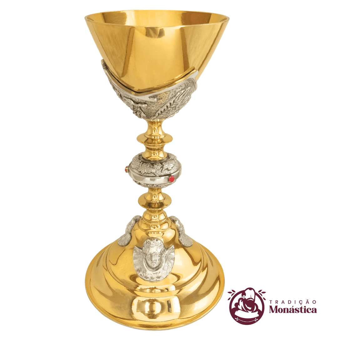 Cálice Banhado em Ouro - com Detalhes de Anjos - Grande  - 1