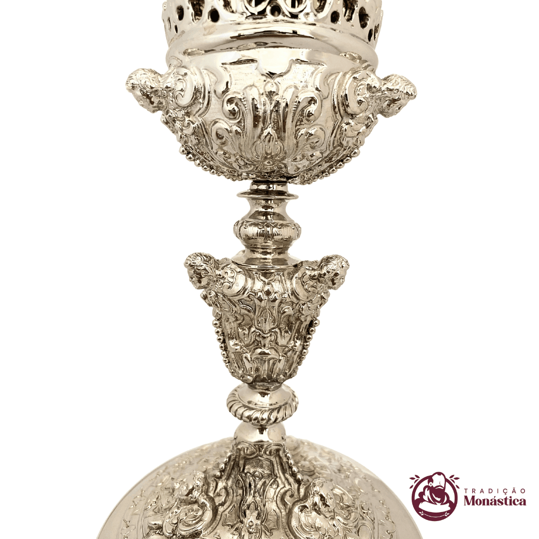 Cálice Barroco com Detalhes de Anjos Banhado em Níquel  - 2