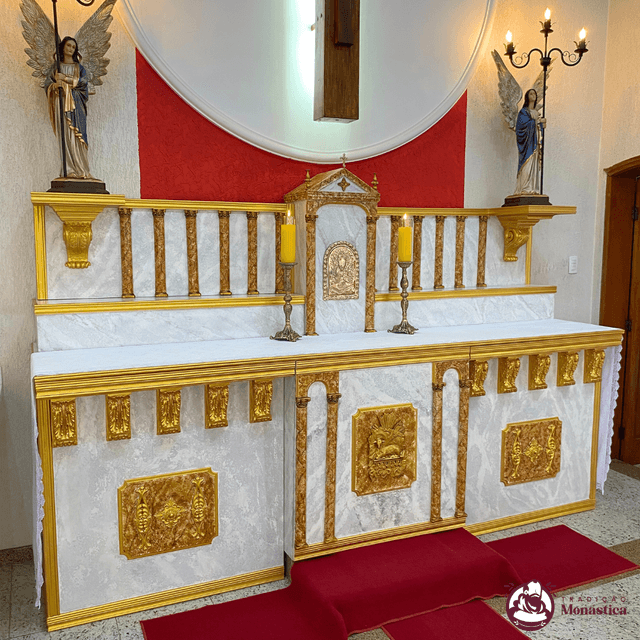 Altar-Mor estilo Romano - Igreja Católica
