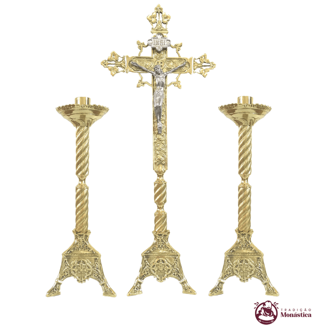 Conjunto de Castiçal Médio de Vela e Cruz para Altar - 3pçs Bronze 