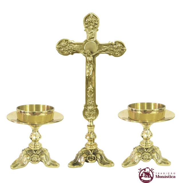 Conjunto Pequeno de Castiçal de Vela e Cruz para Altar - 3pçs Bronze