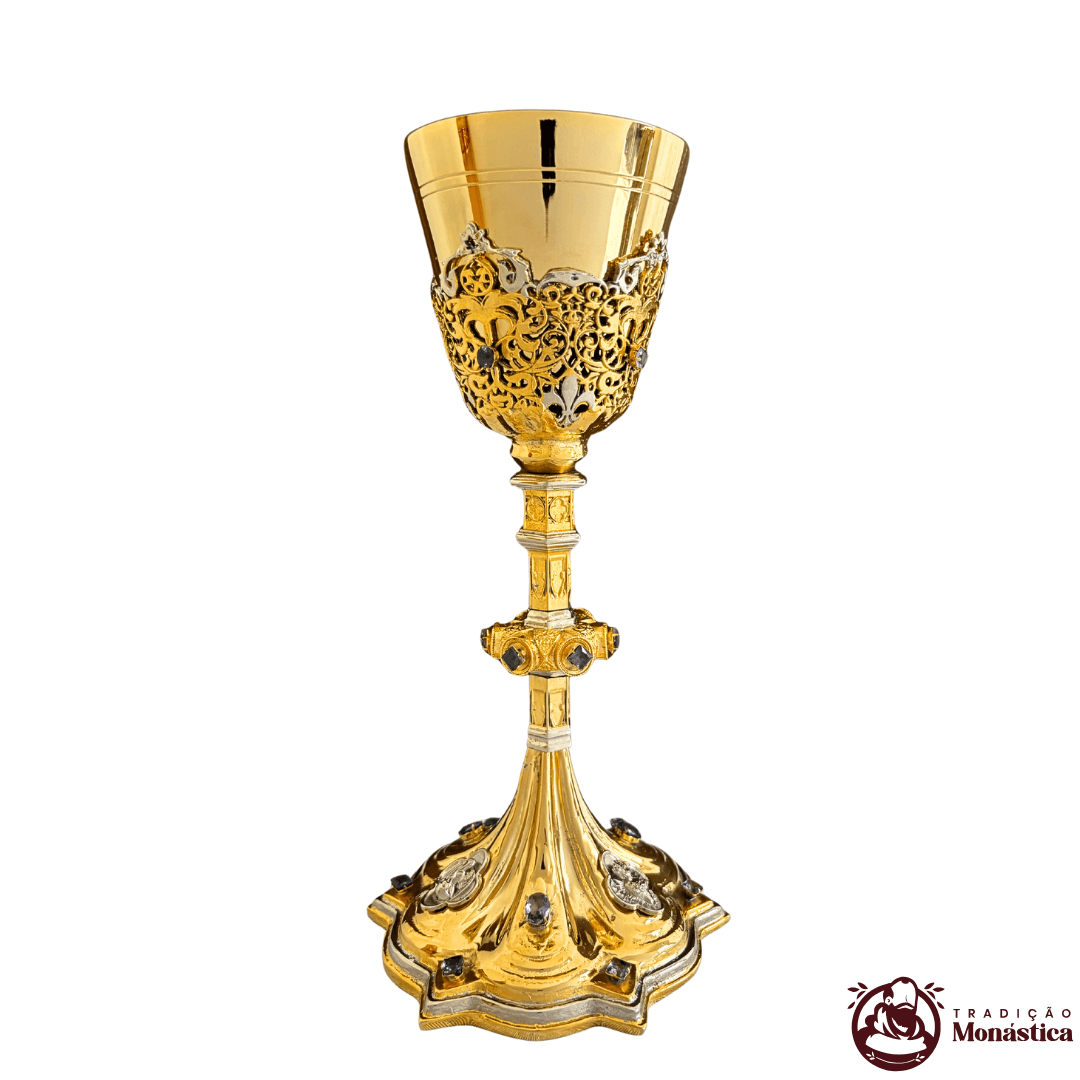 Cálice do Sacrifício Redentor – Banhado em Ouro Cálice do Sacrifício Redentor – Banhado em Ouro
