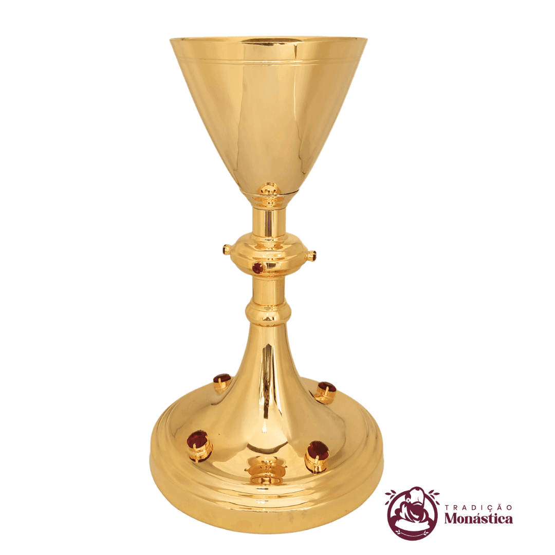 Cálice Banhado em Ouro com Detalhes em Pedras - 1