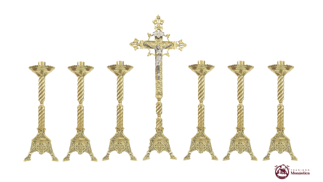 Conjunto de Castiçal Médio de Vela e Cruz para Altar - 7pçs Bronze Conjunto de Castiçal Médio de Vela e Cruz para Altar - 7pçs Bronze